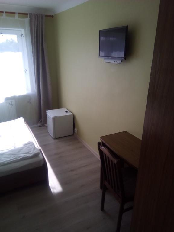 Hotel Dzintarjura Ventspils Esterno foto