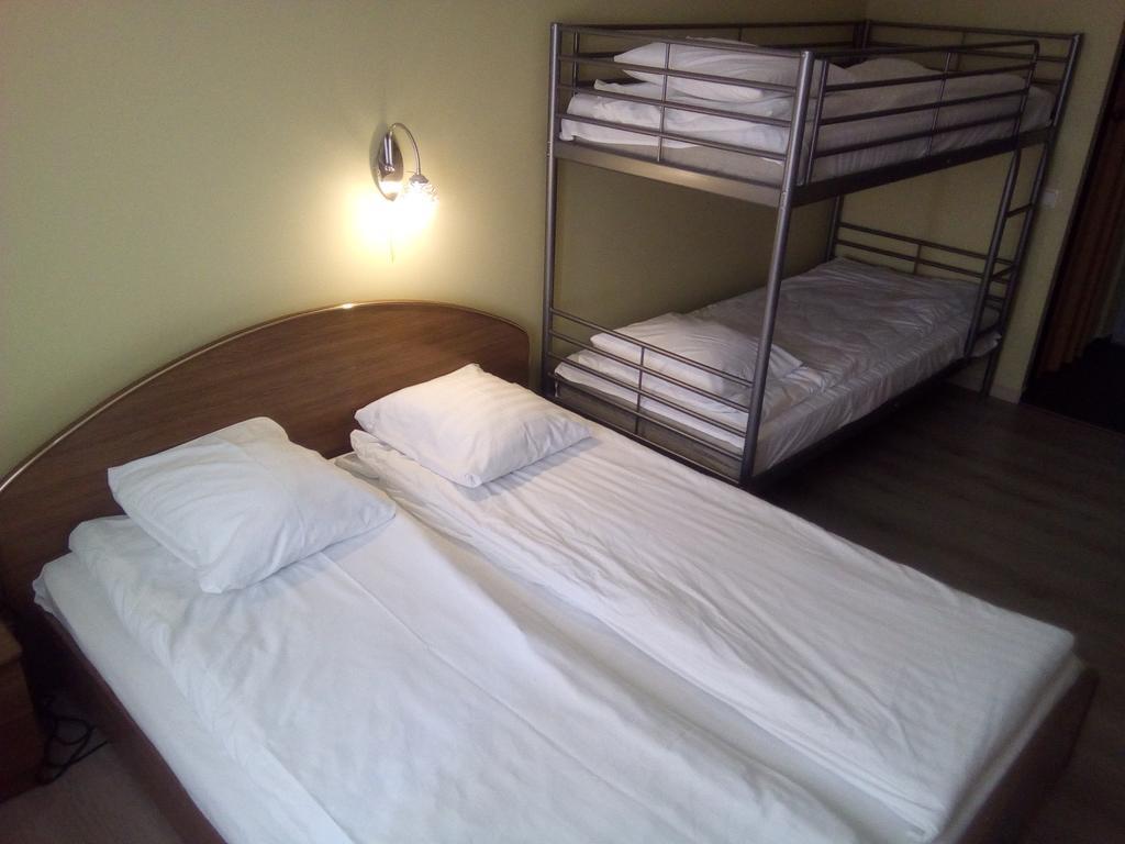 Hotel Dzintarjura Ventspils Esterno foto
