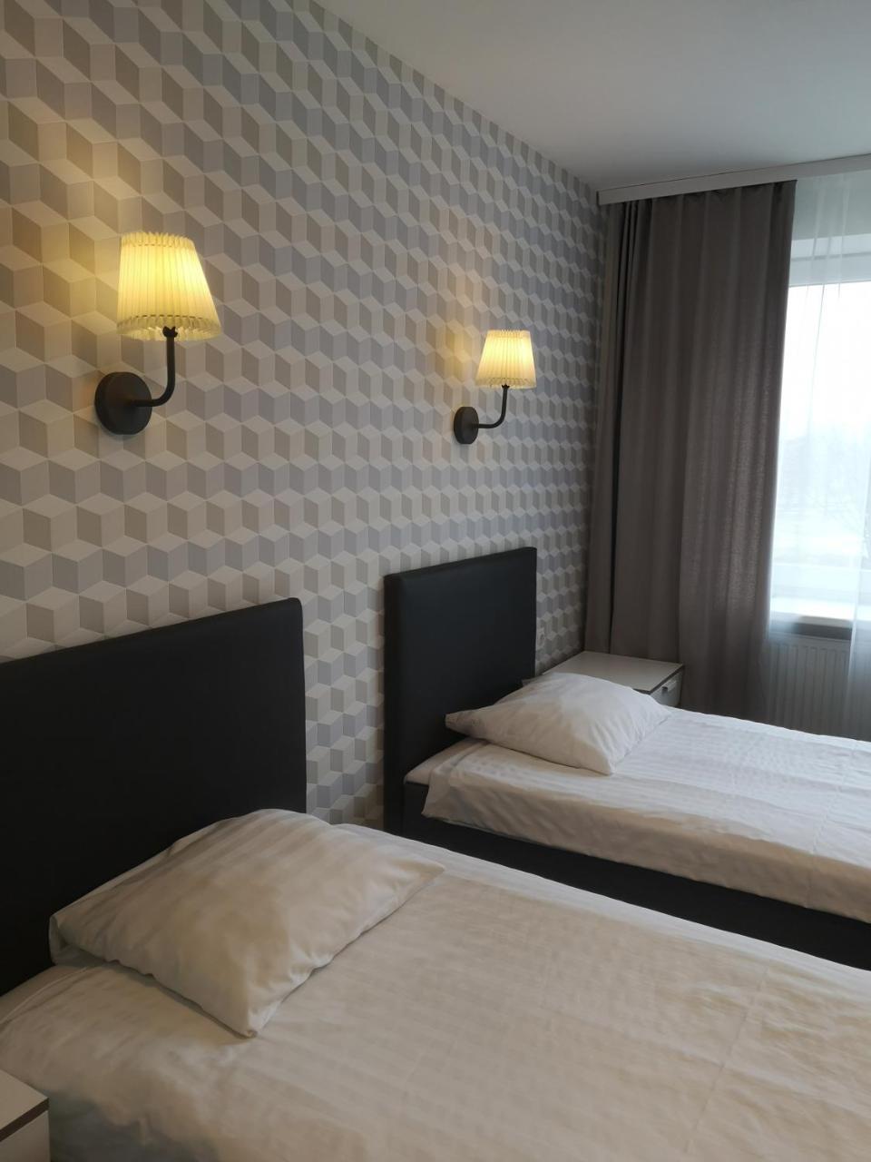 Hotel Dzintarjura Ventspils Esterno foto