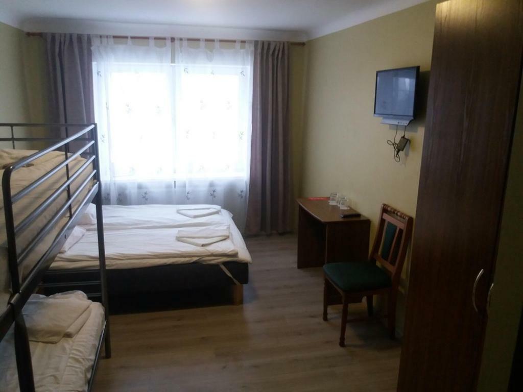 Hotel Dzintarjura Ventspils Esterno foto