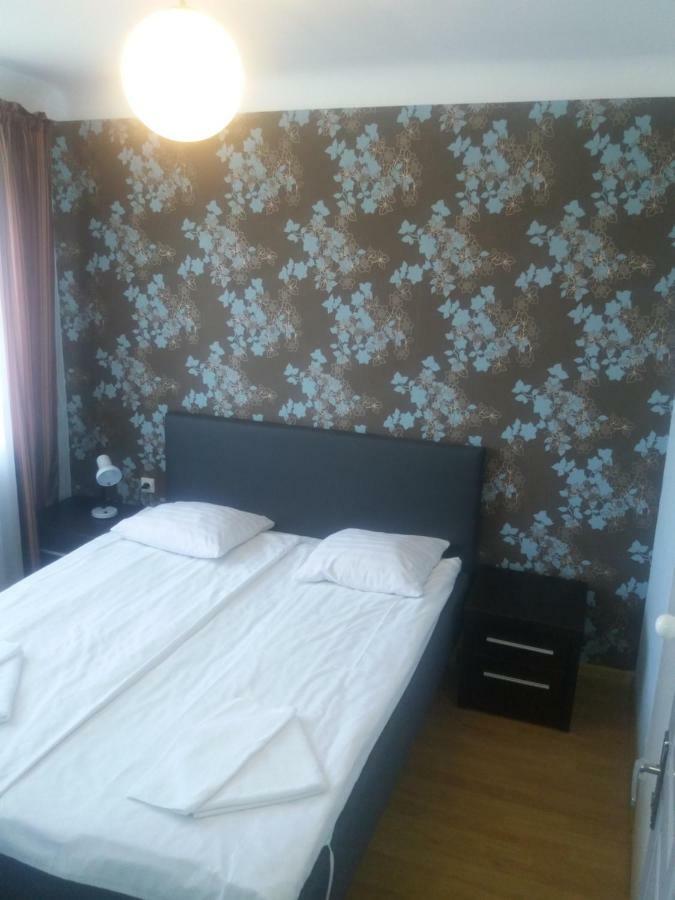 Hotel Dzintarjura Ventspils Esterno foto