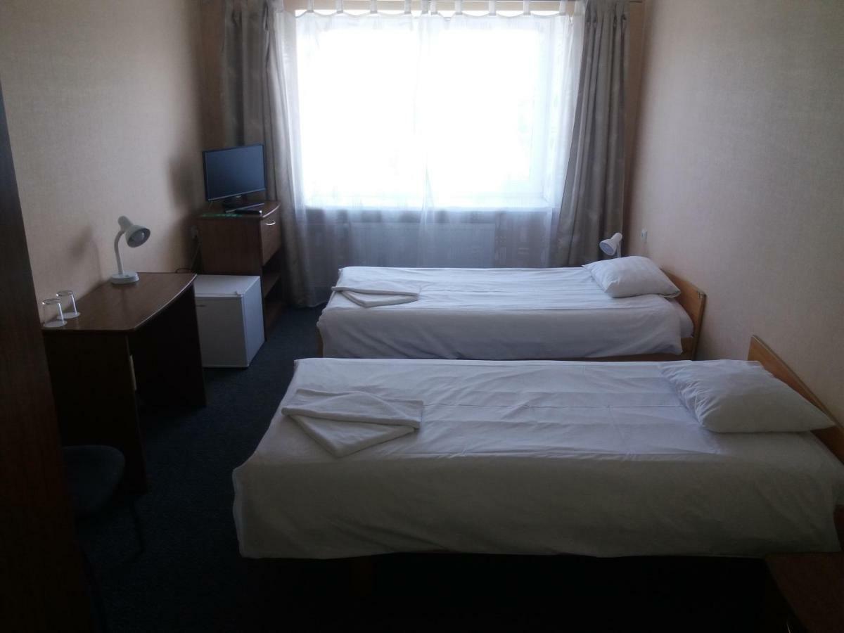 Hotel Dzintarjura Ventspils Esterno foto