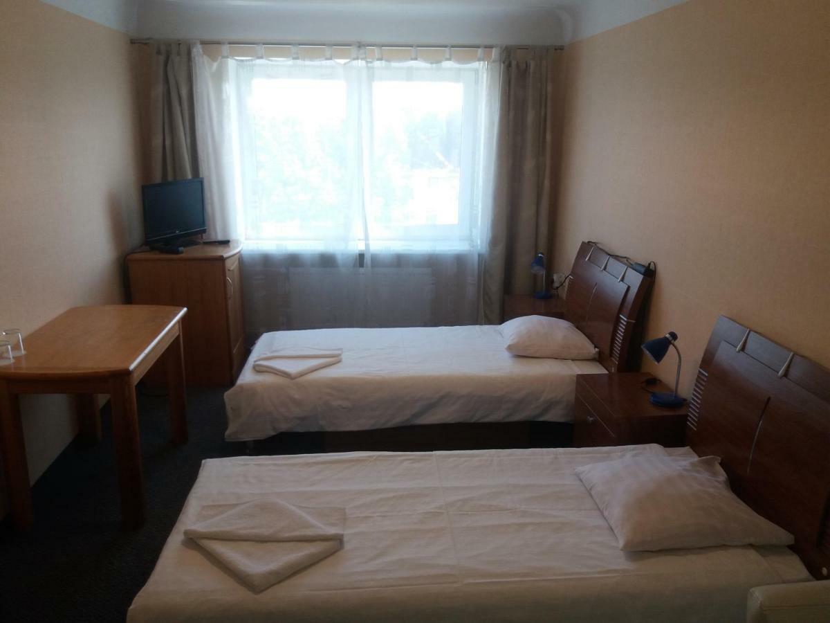 Hotel Dzintarjura Ventspils Esterno foto